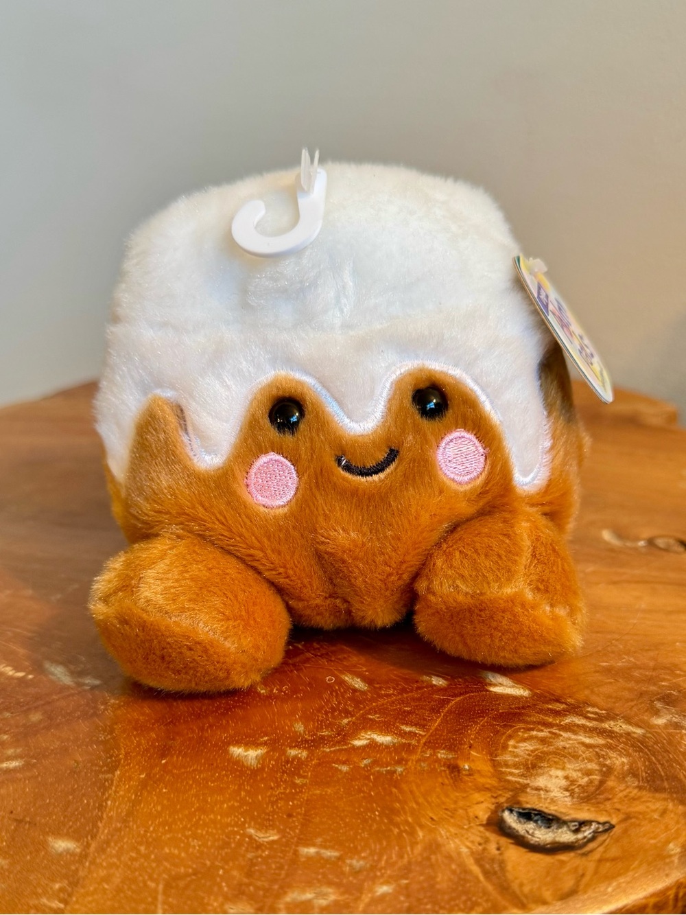 Aurora® Adorable Palm Pals™ Sugary Cinnamon Roll™ Stuffed Animal Fun Collectible